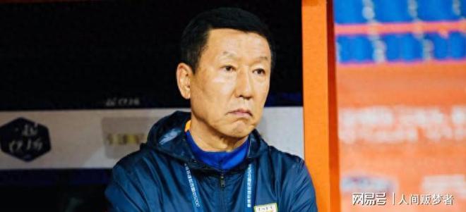 开云体育官网-张外龙将官宣重返中国足坛执教，直接出任冠军队新帅，原先的功勋教头已主动下课的简单介绍