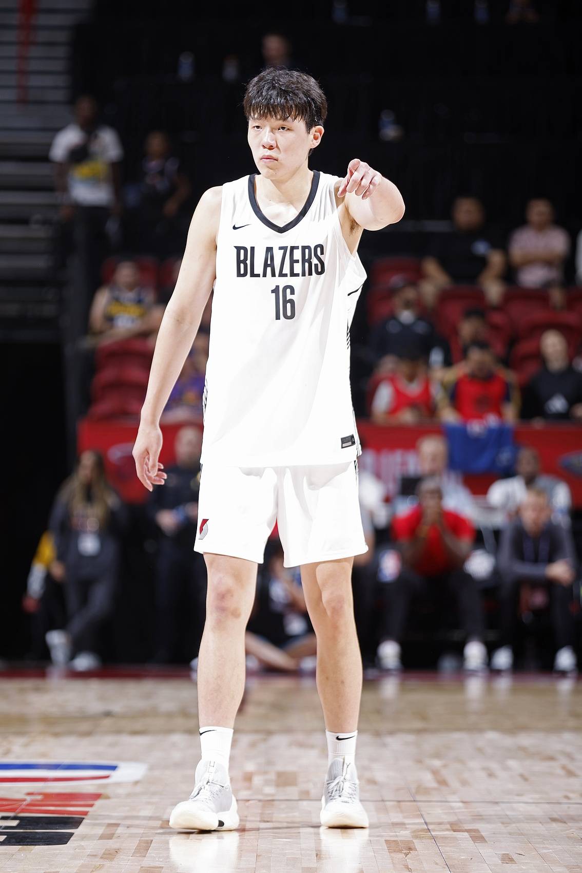 杨瀚森2K26能力值70弗拉格82高居历史新秀第二(nba2k20艾弗森模板)